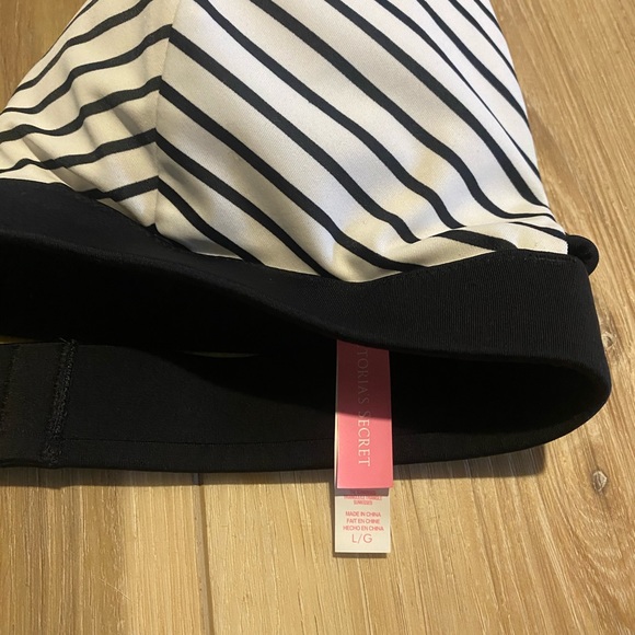 Victoria’s Secret Bikini Top - Picture 2 of 3